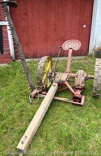 IH McCormick-Deering No. 7 Sickle Hay Mower. 2-Horse Drawn<br>

<br><br>

Removal Options:<br><br> Sat (Nov 8) & Sun (Nov 9) 11-3pm, 56 Scotch Hill Rd., Cambridge NY 12816<br><br>

