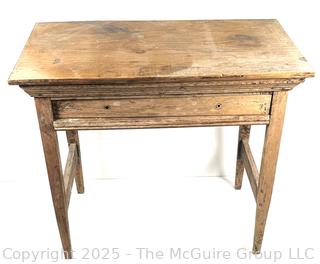 Wooden Single Drawer end table.Measures 12 x 21 x 19"T<br>

<br><br>

Removal Options:<br><br> Sat (Nov 8) & Sun (Nov 9) 11-3pm, 56 Scotch Hill Rd., Cambridge NY 12816<br><br>

