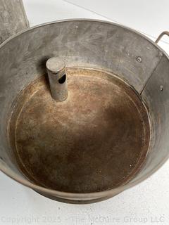 Fagley & Halpen Four (4) Pan Superior Steam Cooker w Lid and Original Label<br>

<br><br>

Removal Options:<br><br> Sat (Nov 8) & Sun (Nov 9) 11-3pm, 56 Scotch Hill Rd., Cambridge NY 12816<br><br>

Sat (Nov 15) 12-2pm, TMG Warehouse, 2800 Juniper St., Fairfax, VA 22031<br><br>

Request Shipping (david@themcguiregroupllc.com)