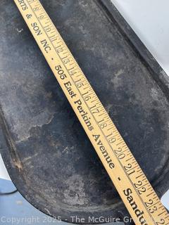 Oval Cast Iron Skillet, Glass Kitchen Items and Spring-Loaded Scale<br>

<br><br>

Removal Options:<br><br> Sat (Nov 8) & Sun (Nov 9) 11-3pm, 56 Scotch Hill Rd., Cambridge NY 12816<br><br>

Sat (Nov 15) 12-2pm, TMG Warehouse, 2800 Juniper St., Fairfax, VA 22031<br><br>

Request Shipping (david@themcguiregroupllc.com)