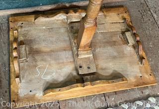 Pedestal Occasional Table w/ Beveled Edge Top<br>

<br><br>

Removal Options:<br><br> Sat (Nov 8) & Sun (Nov 9) 11-3pm, 56 Scotch Hill Rd., Cambridge NY 12816<br><br>

