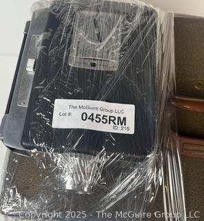 Kodak Kodascope Pageant Sound Projector 16mm Model and Cline-Kodak Royal Magazine Handheld Film Camera<br>

<br><br>

Removal Options:<br><br> Sat (Nov 8) & Sun (Nov 9) 11-3pm, 56 Scotch Hill Rd., Cambridge NY 12816<br><br>

Sat (Nov 15) 12-2pm, TMG Warehouse, 2800 Juniper St., Fairfax, VA 22031<br><br>
