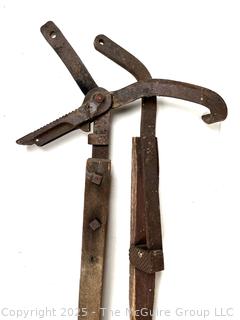 Primitive Rope or Chain Stretching Tool<br>

<br><br>

Removal Options:<br><br> Sat (Nov 8) & Sun (Nov 9) 11-3pm, 56 Scotch Hill Rd., Cambridge NY 12816<br><br>

