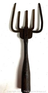 Hand Tools Including Some Forged<br>

<br><br>

Removal Options:<br><br> Sat (Nov 8) & Sun (Nov 9) 11-3pm, 56 Scotch Hill Rd., Cambridge NY 12816<br><br>

Sat (Nov 15) 12-2pm, TMG Warehouse, 2800 Juniper St., Fairfax, VA 22031<br><br>

Request Shipping (david@themcguiregroupllc.com) 