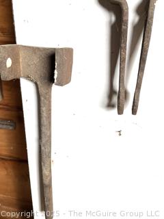 NEW PHOTO Primitive Hardware and Fasteners<br>

<br><br>

Removal Options:<br><br> Sat (Nov 8) & Sun (Nov 9) 11-3pm, 56 Scotch Hill Rd., Cambridge NY 12816<br><br>

Sat (Nov 15) 12-2pm, TMG Warehouse, 2800 Juniper St., Fairfax, VA 22031<br><br>

 