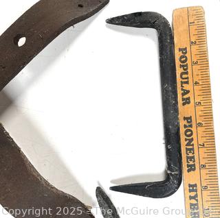 NEW PHOTO Woodworkers Forged Bench Dogs

<br><br>

Removal Options:<br><br> Sat (Nov 8) & Sun (Nov 9) 11-3pm, 56 Scotch Hill Rd., Cambridge NY 12816<br><br>

Sat (Nov 15) 12-2pm, TMG Warehouse, 2800 Juniper St., Fairfax, VA 22031<br><br>

Request Shipping (david@themcguiregroupllc.com) 