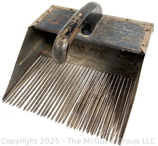 Cranberry Harvesting Rake. Metal<br>

<br><br>

Removal Options:<br><br> Sat (Nov 8) & Sun (Nov 9) 11-3pm, 56 Scotch Hill Rd., Cambridge NY 12816<br><br>

Sat (Nov 15) 12-2pm, TMG Warehouse, 2800 Juniper St., Fairfax, VA 22031<br><br>

Request Shipping (david@themcguiregroupllc.com)