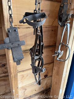 Group of Animal Hunting Traps<br>

<br><br>

Removal Options:<br><br> Sat (Nov 8) & Sun (Nov 9) 11-3pm, 56 Scotch Hill Rd., Cambridge NY 12816<br><br>

Sat (Nov 15) 12-2pm, TMG Warehouse, 2800 Juniper St., Fairfax, VA 22031<br><br>

Request Shipping (david@themcguiregroupllc.com)