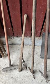 Grouping of Long Wooden Handled Farm Tools w/ Metal Heads, Used for Cultivating Row Crops and Logging<br>

<br><br>

Removal Options:<br><br> Sat (Nov 8) & Sun (Nov 9) 11-3pm, 56 Scotch Hill Rd., Cambridge NY 12816<br><br>

 