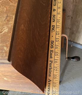 Silvertone Victrola Phonograph Record Player Plays 78 RPM Shellac Records<br>

<br><br>

Removal Options:<br><br> Sat (Nov 8) & Sun (Nov 9) 11-3pm, 56 Scotch Hill Rd., Cambridge NY 12816<br><br>

Sat (Nov 15) 12-2pm, TMG Warehouse, 2800 Juniper St., Fairfax, VA 22031<br><br>

Request Shipping (david@themcguiregroupllc.com)