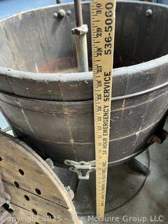 Wooden Barrel Washer Washing Machine<br>

<br><br>

Removal Options:<br><br> Sat (Nov 8) & Sun (Nov 9) 11-3pm, 56 Scotch Hill Rd., Cambridge NY 12816<br><br>

Sat (Nov 15) 12-2pm, TMG Warehouse, 2800 Juniper St., Fairfax, VA 22031<br><br>

Request Shipping (david@themcguiregroupllc.com) 