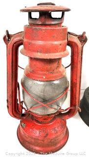 Two (2) Railroad Lanterns. Dietz D-Lite No. 2, and World-Light Mfg. Ltd.<br>

<br><br>

Removal Options:<br><br> Sat (Nov 8) & Sun (Nov 9) 11-3pm, 56 Scotch Hill Rd., Cambridge NY 12816<br><br>

Sat (Nov 15) 12-2pm, TMG Warehouse, 2800 Juniper St., Fairfax, VA 22031<br><br>

Request Shipping (david@themcguiregroupllc.com) 