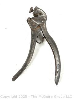 Primitive Farm Bench Tools Including Two (2) Forged Clevice/Drawbar Pins<br>

<br><br>

Removal Options:<br><br> Sat (Nov 8) & Sun (Nov 9) 11-3pm, 56 Scotch Hill Rd., Cambridge NY 12816<br><br>

Sat (Nov 15) 12-2pm, TMG Warehouse, 2800 Juniper St., Fairfax, VA 22031<br><br>

Request Shipping (david@themcguiregroupllc.com)