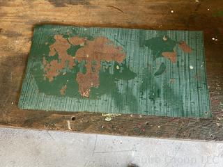 Enamel Painted Metal Plant Pioneer Seed Corn Sign. Measures 24 x 36"<br>

<br><br>

Removal Options:<br><br> Sat (Nov 8) & Sun (Nov 9) 11-3pm, 56 Scotch Hill Rd., Cambridge NY 12816<br><br>

Sat (Nov 15) 12-2pm, TMG Warehouse, 2800 Juniper St., Fairfax, VA 22031<br><br>

Request Shipping (david@themcguiregroupllc.com)