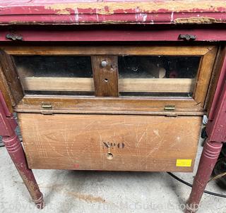 Late 1800's Egg Incubator W/ Capacity of 48<br>

<br><br>

Removal Options:<br><br> Sat (Nov 8) & Sun (Nov 9) 11-3pm, 56 Scotch Hill Rd., Cambridge NY 12816<br><br>
