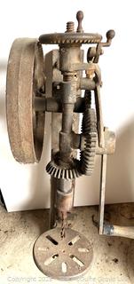 Single Feed Ball Bearing Post Drill<br>

<br><br>

Removal Options:<br><br> Sat (Nov 8) & Sun (Nov 9) 11-3pm, 56 Scotch Hill Rd., Cambridge NY 12816<br><br>

Sat (Nov 15) 12-2pm, TMG Warehouse, 2800 Juniper St., Fairfax, VA 22031<br><br>

Request Shipping (david@themcguiregroupllc.com) 