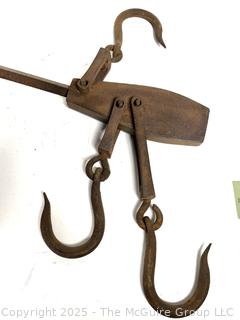 Balance Scale w/ Weight<br>

<br><br>

Removal Options:<br><br> Sat (Nov 8) & Sun (Nov 9) 11-3pm, 56 Scotch Hill Rd., Cambridge NY 12816<br><br>

