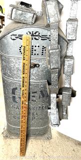 GEM Galvanized Steel Chain Water Pump w/ 10 Foot Chain Pails. No Crank.<br>

<br><br>

Removal Options:<br><br> Sat (Nov 8) & Sun (Nov 9) 11-3pm, 56 Scotch Hill Rd., Cambridge NY 12816<br><br>

