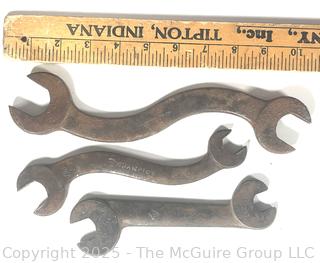 Three (3) Open Ended Box Cut Curved Wrenches Stamped Samson Tool Co., Champion and Bonney<br>

<br><br>

Removal Options:<br><br> Sat (Nov 8) & Sun (Nov 9) 11-3pm, 56 Scotch Hill Rd., Cambridge NY 12816<br><br>

Sat (Nov 15) 12-2pm, TMG Warehouse, 2800 Juniper St., Fairfax, VA 22031<br><br>

Request Shipping (david@themcguiregroupllc.com)