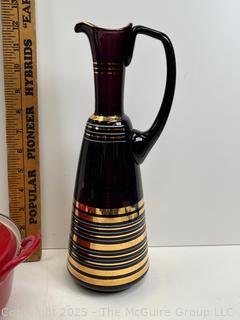 Le Creuset Red Enameled Casserole, Crock, Glass Cruet and Porcelainware<br>

<br><br>

Removal Options:<br><br> Sat (Nov 8) & Sun (Nov 9) 11-3pm, 56 Scotch Hill Rd., Cambridge NY 12816<br><br>

Sat (Nov 15) 12-2pm, TMG Warehouse, 2800 Juniper St., Fairfax, VA 22031<br><br>

Request Shipping (david@themcguiregroupllc.com)