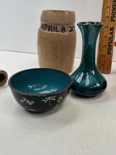 Le Creuset Red Enameled Casserole, Crock, Glass Cruet and Porcelainware<br>

<br><br>

Removal Options:<br><br> Sat (Nov 8) & Sun (Nov 9) 11-3pm, 56 Scotch Hill Rd., Cambridge NY 12816<br><br>

Sat (Nov 15) 12-2pm, TMG Warehouse, 2800 Juniper St., Fairfax, VA 22031<br><br>

Request Shipping (david@themcguiregroupllc.com)