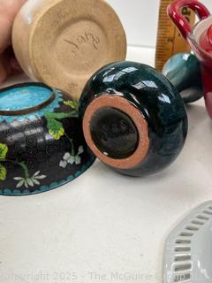 Le Creuset Red Enameled Casserole, Crock, Glass Cruet and Porcelainware<br>

<br><br>

Removal Options:<br><br> Sat (Nov 8) & Sun (Nov 9) 11-3pm, 56 Scotch Hill Rd., Cambridge NY 12816<br><br>

Sat (Nov 15) 12-2pm, TMG Warehouse, 2800 Juniper St., Fairfax, VA 22031<br><br>

Request Shipping (david@themcguiregroupllc.com)