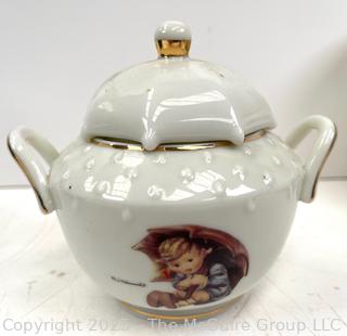 Porcelainware Including Hummel Teapots<br>

<br><br>

Removal Options:<br><br> Sat (Nov 8) & Sun (Nov 9) 11-3pm, 56 Scotch Hill Rd., Cambridge NY 12816<br><br>

Sat (Nov 15) 12-2pm, TMG Warehouse, 2800 Juniper St., Fairfax, VA 22031<br><br>

Request Shipping (david@themcguiregroupllc.com)