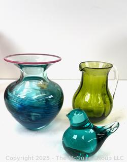 Three (3) Pieces of Mid Century Art Glass Including Vase, Pitcher and Bird Figurine<br>

<br><br>

Removal Options:<br><br> Sat (Nov 8) & Sun (Nov 9) 11-3pm, 56 Scotch Hill Rd., Cambridge NY 12816<br><br>

Sat (Nov 15) 12-2pm, TMG Warehouse, 2800 Juniper St., Fairfax, VA 22031<br><br>

Request Shipping (david@themcguiregroupllc.com)
