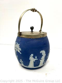 Wedgwood Jasperware Blue Biscuit Barrel Jar<br>

<br><br>

Removal Options:<br><br> Sat (Nov 8) & Sun (Nov 9) 11-3pm, 56 Scotch Hill Rd., Cambridge NY 12816<br><br>

Sat (Nov 15) 12-2pm, TMG Warehouse, 2800 Juniper St., Fairfax, VA 22031<br><br>

Request Shipping (david@themcguiregroupllc.com) |