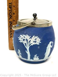Wedgwood Jasperware Blue Biscuit Barrel Jar<br>

<br><br>

Removal Options:<br><br> Sat (Nov 8) & Sun (Nov 9) 11-3pm, 56 Scotch Hill Rd., Cambridge NY 12816<br><br>

Sat (Nov 15) 12-2pm, TMG Warehouse, 2800 Juniper St., Fairfax, VA 22031<br><br>

Request Shipping (david@themcguiregroupllc.com) |