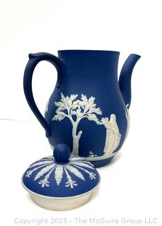 English Wedgwood Cobalt Blue Jasperware Coffee Pot & Lid<br>

<br><br>

Removal Options:<br><br> Sat (Nov 8) & Sun (Nov 9) 11-3pm, 56 Scotch Hill Rd., Cambridge NY 12816<br><br>

Sat (Nov 15) 12-2pm, TMG Warehouse, 2800 Juniper St., Fairfax, VA 22031<br><br>

Request Shipping (david@themcguiregroupllc.com) 