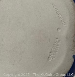 English Wedgwood Cobalt Blue Jasperware Coffee Trinket Box 5"D x 2"H<br>

<br><br>

Removal Options:<br><br> Sat (Nov 8) & Sun (Nov 9) 11-3pm, 56 Scotch Hill Rd., Cambridge NY 12816<br><br>

Sat (Nov 15) 12-2pm, TMG Warehouse, 2800 Juniper St., Fairfax, VA 22031<br><br>

Request Shipping (david@themcguiregroupllc.com)