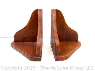 Set of Cushman Wooden Bookends<br>

<br><br>

Removal Options:<br><br> Sat (Nov 8) & Sun (Nov 9) 11-3pm, 56 Scotch Hill Rd., Cambridge NY 12816<br><br>

Sat (Nov 15) 12-2pm, TMG Warehouse, 2800 Juniper St., Fairfax, VA 22031<br><br>

Request Shipping (david@themcguiregroupllc.com)