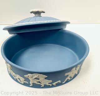 English Blue Wedgwood Jasperware 1970 Christmas Plate and Oval Lidded Box<br>

<br><br>

Removal Options:<br><br> Sat (Nov 8) & Sun (Nov 9) 11-3pm, 56 Scotch Hill Rd., Cambridge NY 12816<br><br>

Sat (Nov 15) 12-2pm, TMG Warehouse, 2800 Juniper St., Fairfax, VA 22031<br><br>

Request Shipping (david@themcguiregroupllc.com)