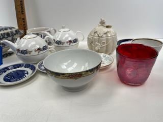Group of Glass and Porcelainware Including Hazel-Atlas and Spode<br>

<br><br>

Removal Options:<br><br> Sat (Nov 8) & Sun (Nov 9) 11-3pm, 56 Scotch Hill Rd., Cambridge NY 12816<br><br>

Sat (Nov 15) 12-2pm, TMG Warehouse, 2800 Juniper St., Fairfax, VA 22031<br><br>

Request Shipping (david@themcguiregroupllc.com)