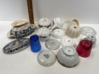 Group of Glass and Porcelainware Including Hazel-Atlas and Spode<br>

<br><br>

Removal Options:<br><br> Sat (Nov 8) & Sun (Nov 9) 11-3pm, 56 Scotch Hill Rd., Cambridge NY 12816<br><br>

Sat (Nov 15) 12-2pm, TMG Warehouse, 2800 Juniper St., Fairfax, VA 22031<br><br>

Request Shipping (david@themcguiregroupllc.com)