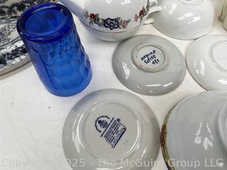 Group of Glass and Porcelainware Including Hazel-Atlas and Spode<br>

<br><br>

Removal Options:<br><br> Sat (Nov 8) & Sun (Nov 9) 11-3pm, 56 Scotch Hill Rd., Cambridge NY 12816<br><br>

Sat (Nov 15) 12-2pm, TMG Warehouse, 2800 Juniper St., Fairfax, VA 22031<br><br>

Request Shipping (david@themcguiregroupllc.com)