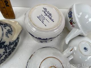 Group of Glass and Porcelainware Including Hazel-Atlas and Spode<br>

<br><br>

Removal Options:<br><br> Sat (Nov 8) & Sun (Nov 9) 11-3pm, 56 Scotch Hill Rd., Cambridge NY 12816<br><br>

Sat (Nov 15) 12-2pm, TMG Warehouse, 2800 Juniper St., Fairfax, VA 22031<br><br>

Request Shipping (david@themcguiregroupllc.com)