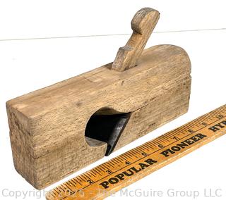 Antique 9"L Wood Molding Plane <br>

<br><br>

Removal Options:<br><br> Sat (Nov 8) & Sun (Nov 9) 11-3pm, 56 Scotch Hill Rd., Cambridge NY 12816<br><br>

Sat (Nov 15) 12-2pm, TMG Warehouse, 2800 Juniper St., Fairfax, VA 22031<br><br>

Request Shipping (david@themcguiregroupllc.com)