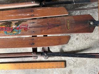 Vintage Wood Flexible Flyer Snow Sled <br>

<br><br>

Removal Options:<br><br> Sat (Nov 8) & Sun (Nov 9) 11-3pm, 56 Scotch Hill Rd., Cambridge NY 12816<br><br>

