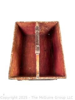 Primitive Wood Utensil Cutlery Knife Box Tray <br>

<br><br>

Removal Options:<br><br> Sat (Nov 8) & Sun (Nov 9) 11-3pm, 56 Scotch Hill Rd., Cambridge NY 12816<br><br>

Sat (Nov 15) 12-2pm, TMG Warehouse, 2800 Juniper St., Fairfax, VA 22031<br><br>

Request Shipping (david@themcguiregroupllc.com)