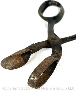 Grouping of Bench Tools Including Leather Punch, Forged Iron Mold, Spring Scale, Metal Shears, Notched Trowel and Adjustable Circle Marking Gage<br>

<br><br>

Removal Options:<br><br> Sat (Nov 8) & Sun (Nov 9) 11-3pm, 56 Scotch Hill Rd., Cambridge NY 12816<br><br>

Sat (Nov 15) 12-2pm, TMG Warehouse, 2800 Juniper St., Fairfax, VA 22031<br><br>

Request Shipping (david@themcguiregroupllc.com) 