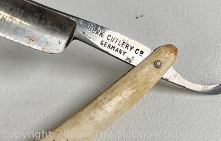Five (5) Straight Edge Razors and Strop<br>

<br><br>

Removal Options:<br><br> Sat (Nov 8) & Sun (Nov 9) 11-3pm, 56 Scotch Hill Rd., Cambridge NY 12816<br><br>

Sat (Nov 15) 12-2pm, TMG Warehouse, 2800 Juniper St., Fairfax, VA 22031<br><br>

Request Shipping (david@themcguiregroupllc.com)