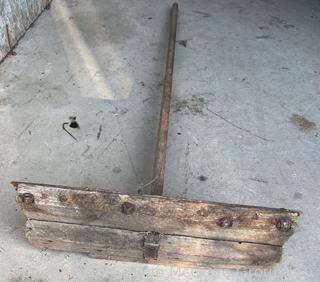 Primitive Barn Floor Scraper<br>

<br><br>

Removal Options:<br><br> Sat (Nov 8) & Sun (Nov 9) 11-3pm, 56 Scotch Hill Rd., Cambridge NY 12816<br><br>

Sat (Nov 15) 12-2pm, TMG Warehouse, 2800 Juniper St., Fairfax, VA 22031<br><br>

Request Shipping (david@themcguiregroupllc.com)