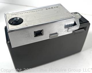ARGUS Autronic Rangefinder 35mm film camera <br>

<br><br>

Removal Options:<br><br> Sat (Nov 8) & Sun (Nov 9) 11-3pm, 56 Scotch Hill Rd., Cambridge NY 12816<br><br>

Sat (Nov 15) 12-2pm, TMG Warehouse, 2800 Juniper St., Fairfax, VA 22031<br><br>

Request Shipping (david@themcguiregroupllc.com)