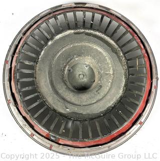Chrysler Hubcap