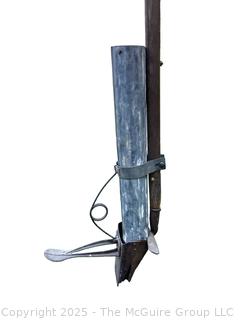 Antique Manual Corn Planter<br>

<br><br>

Removal Options:<br><br> Sat (Nov 8) & Sun (Nov 9) 11-3pm, 56 Scotch Hill Rd., Cambridge NY 12816<br><br>

Sat (Nov 15) 12-2pm, TMG Warehouse, 2800 Juniper St., Fairfax, VA 22031<br><br>

Request Shipping (david@themcguiregroupllc.com) 