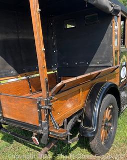 1925 Chevrolet Utility Express Delivery Truck <br>

<br><br>

Removal Options:<br><br> Sat (Nov 8) & Sun (Nov 9) 11-3pm, 56 Scotch Hill Rd., Cambridge NY 12816<br><br>

Sat (Nov 15) 12-2pm, TMG Warehouse, 2800 Juniper St., Fairfax, VA 22031<br><br>

Request Shipping (david@themcguiregroupllc.com)