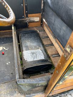 1925 Chevrolet Utility Express Delivery Truck <br>

<br><br>

Removal Options:<br><br> Sat (Nov 8) & Sun (Nov 9) 11-3pm, 56 Scotch Hill Rd., Cambridge NY 12816<br><br>

Sat (Nov 15) 12-2pm, TMG Warehouse, 2800 Juniper St., Fairfax, VA 22031<br><br>

Request Shipping (david@themcguiregroupllc.com)