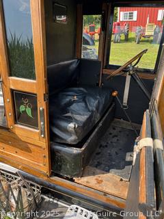 1925 Chevrolet Utility Express Delivery Truck <br>

<br><br>

Removal Options:<br><br> Sat (Nov 8) & Sun (Nov 9) 11-3pm, 56 Scotch Hill Rd., Cambridge NY 12816<br><br>

Sat (Nov 15) 12-2pm, TMG Warehouse, 2800 Juniper St., Fairfax, VA 22031<br><br>

Request Shipping (david@themcguiregroupllc.com)